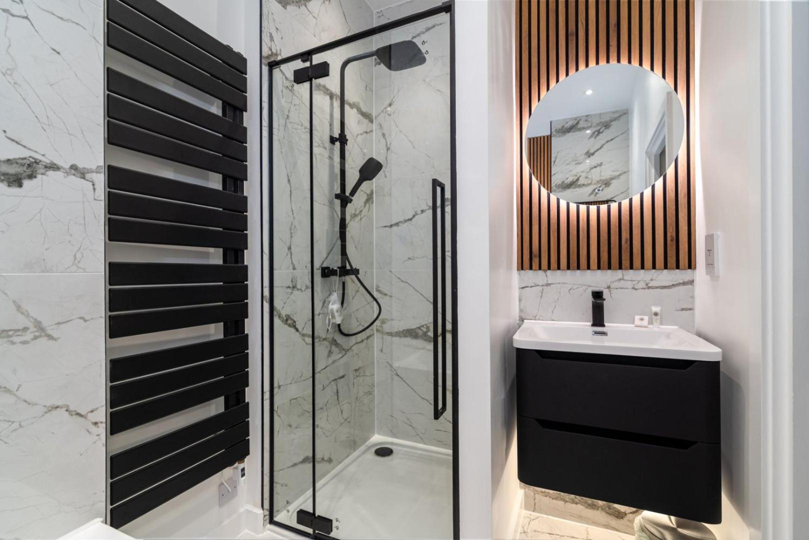 Ferienwohnung Guestready - Stunning Covent Garden 2Br Duplex London Exterior foto